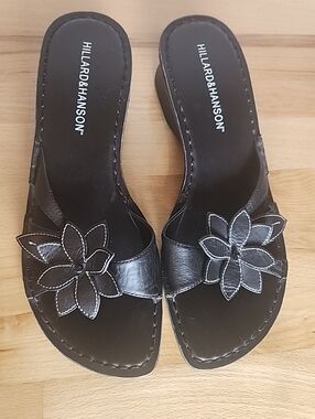 Hillard & Hanson Jackie Wedge Slides Sandals Women 10M Leather Floral Comfort